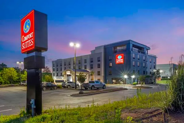 Comfort Suites Atlanta Airport
