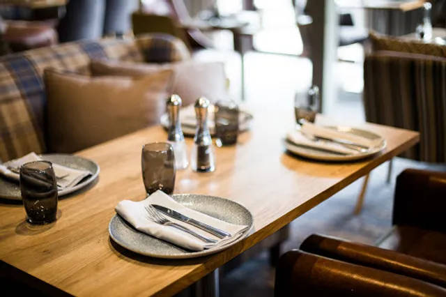 Brambles Seafood + Grill