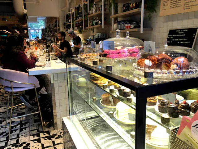 Fresh Kitchen + Juice Bar