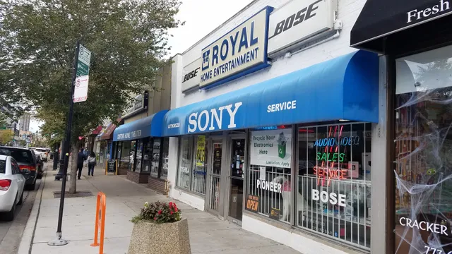 Royal Home Entertainment - TV Mounting Chicago