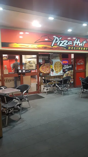 Pizza Hut