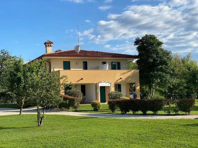 Agriturismo Altrove
