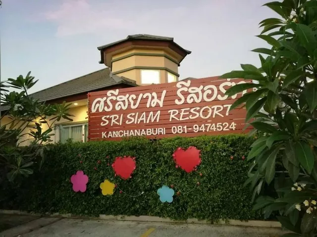 Sri Siam Resort