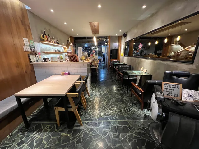 柒壹喫堂x鹽海小餐館 柒壹喫堂x鹽海小餐館-營業時間是10:00-24:00寵物小孩親子友善餐酒館Bistro 、早午餐Brunch、咖啡coffee（請上粉絲專頁確認店休日））