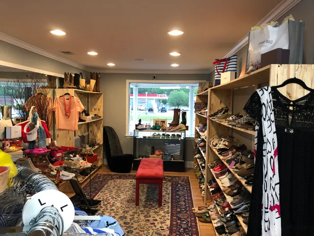 Fashion Finders Consignment