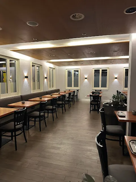 Caju - Restaurant, Grill & Bar