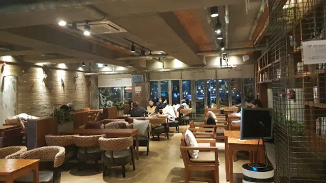 카페베네수완일호점