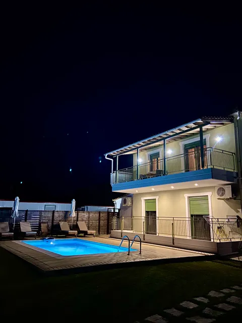 Aselinos Suites