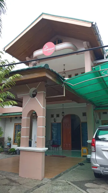 Flamboyan House Padang
