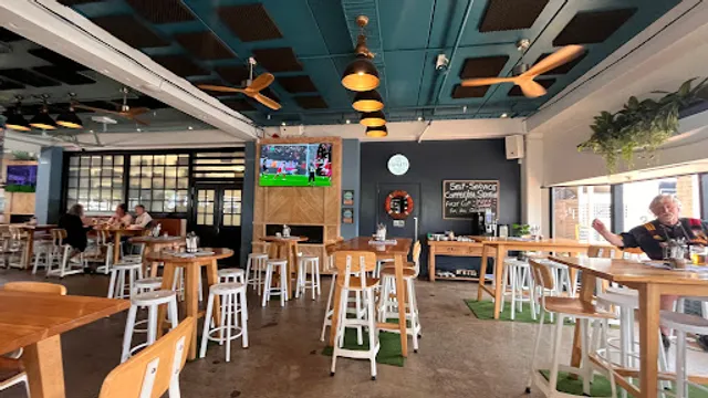 Shoreward Gastrobar Orewa