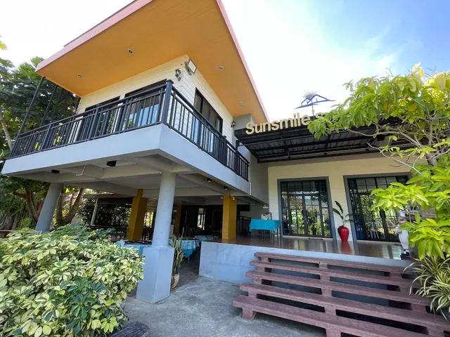 Sunsmile's House