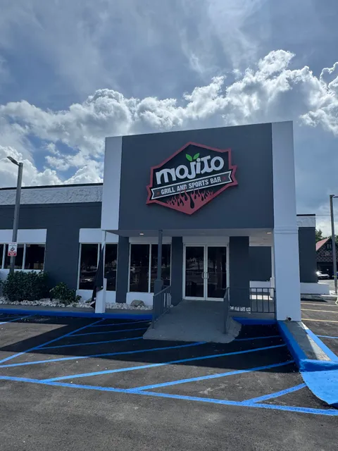 Mojito Grill and Sport Bar - Caguas