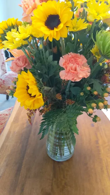 Centerport Flower Shop