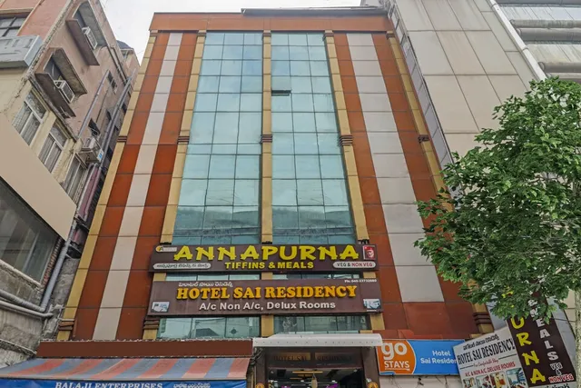 OYO 76860 Hotel Sai Residency