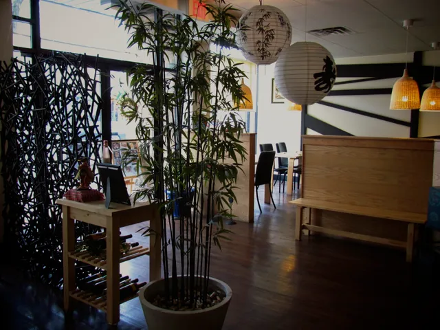 Sakura Japan Sushi & Grill