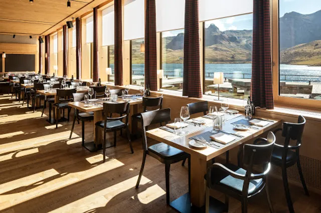 Frutt Restaurant Lago