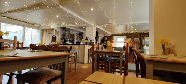 Thirty-Five Mainstreet