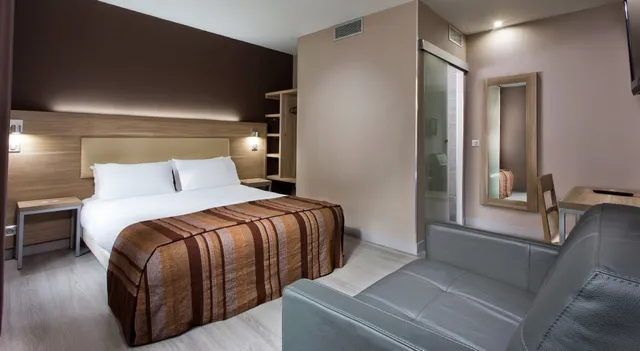 Hotel des Pavillons Paris