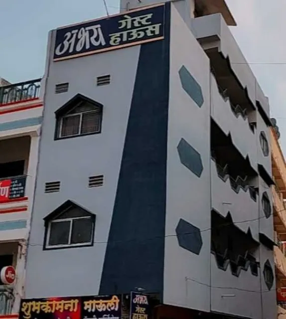 SPOT ON 80793G Abhay Guest House