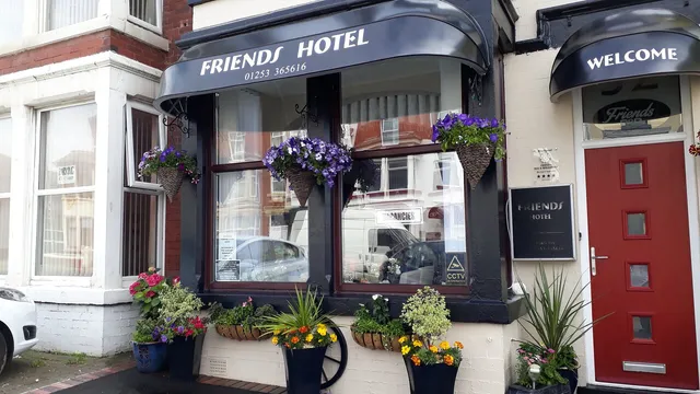 FRIENDS HOTEL