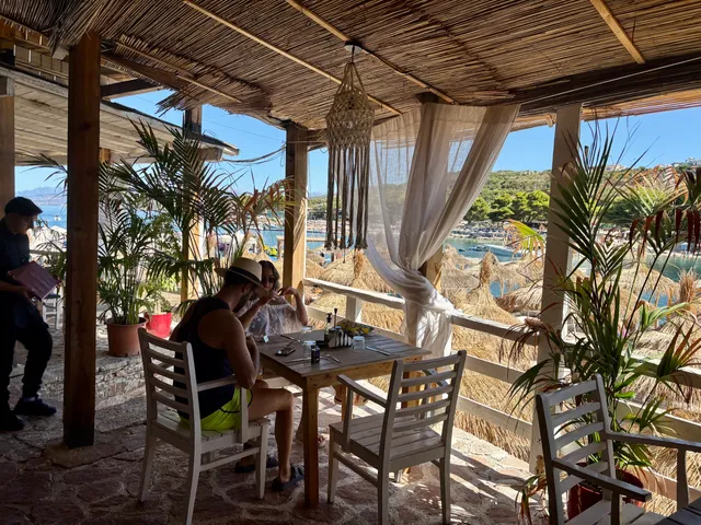 ALOHA KSAMIL Beach Bar, Restaurant & Pizzeria