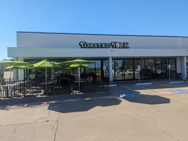 The Toasted Yolk Cafe