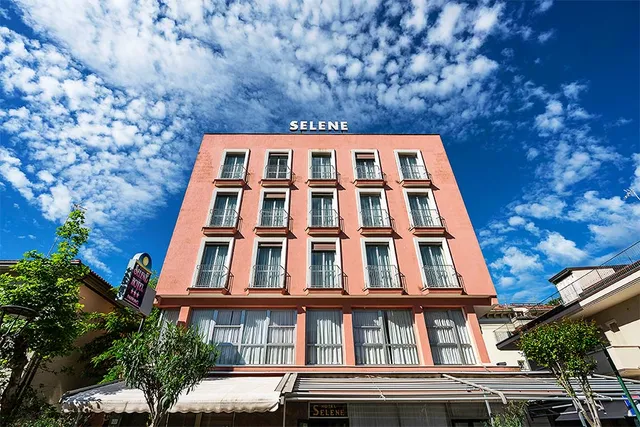 Hotel Selene