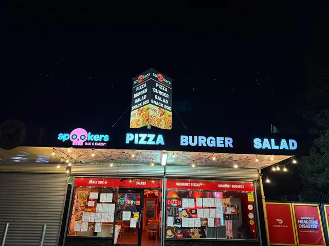 Spookers Bar & Eatery