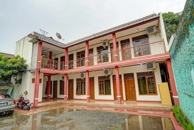 OYO 3882 Pondok Pujasera