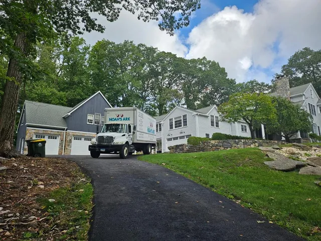 Noah's Ark Moving and Storage