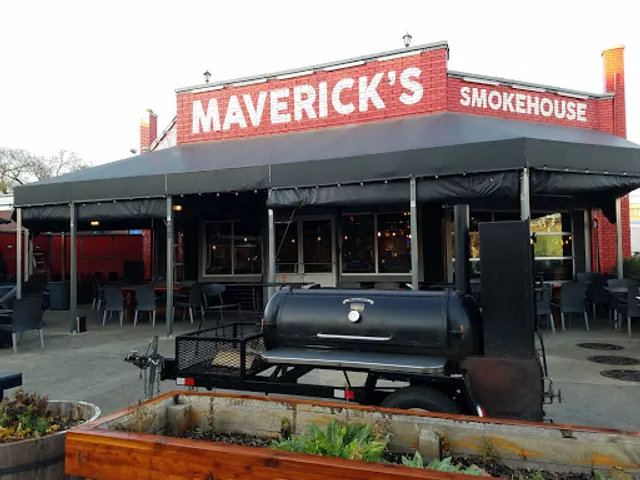 Maverick's Smokehouse & Taproom