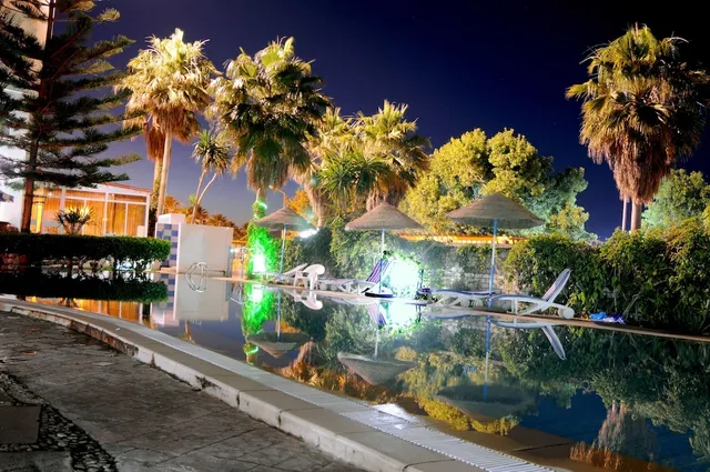 Corail Royal Hotel & Residence