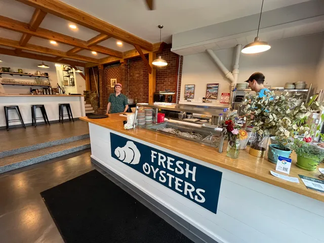 Jolie Rogers Raw Bar