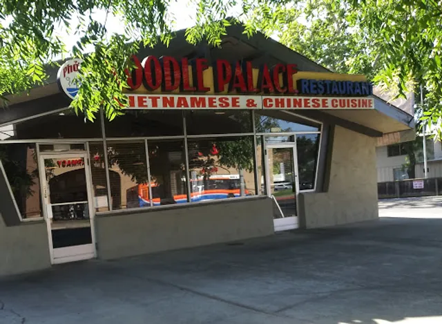 Pho Bac Noodle Palace