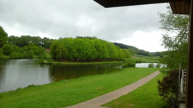 Les Chalets du moulin du Teil (EURL Mathilde), Le Rouget, Cantal