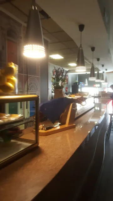 Pizzeria Come y Bebe