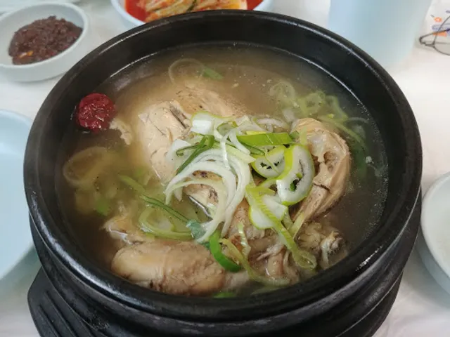 고려원녹각삼계탕