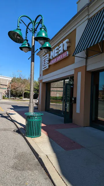 Mihana Japanese Bistro & Bar