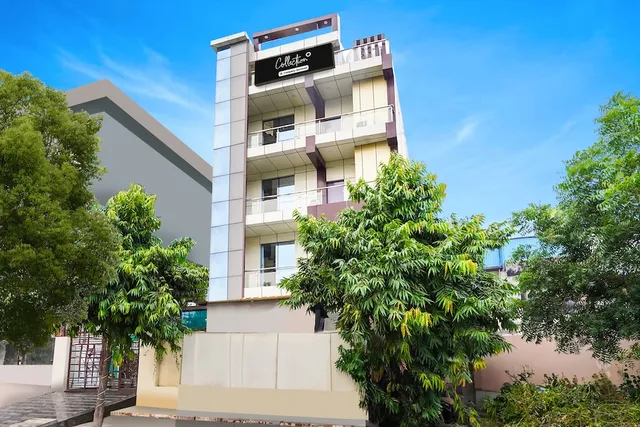 Collection O Sector 117 Noida