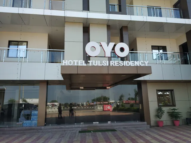OYO 26621 Hotel Tulsi Residency