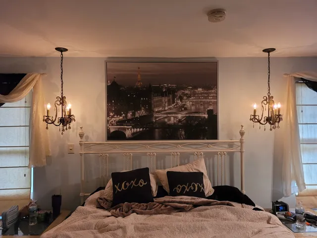 Anniversary Inn & Suites