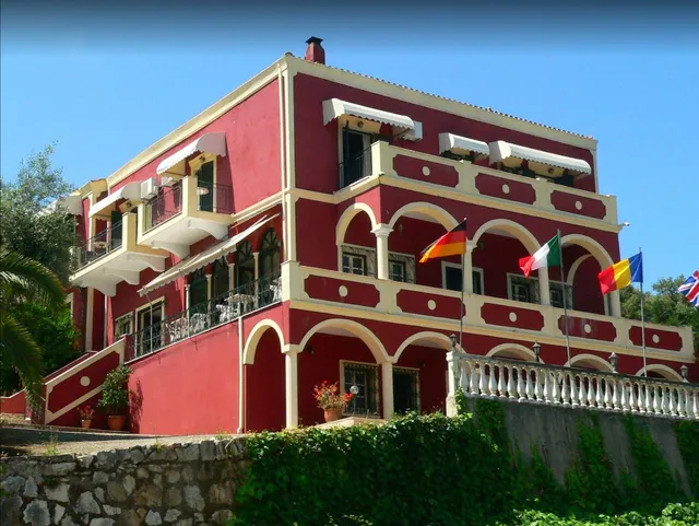 Apraos Bay Hotel