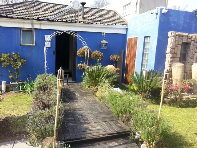 5th Avenue Guest House