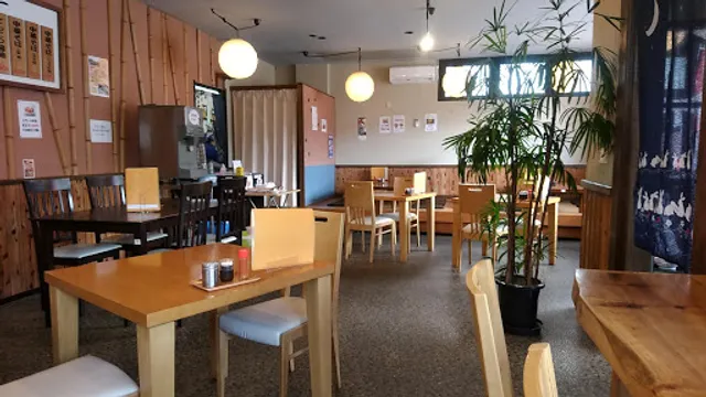 麺屋ん (夜市店)