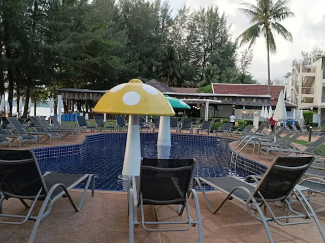 Isole. Creative Modern Island Cuisine