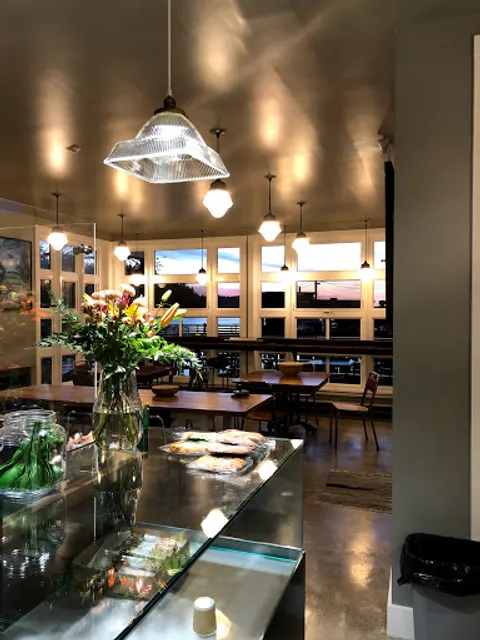 Savary Island Pie Company