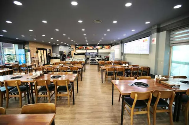 울엄마 김치찌개