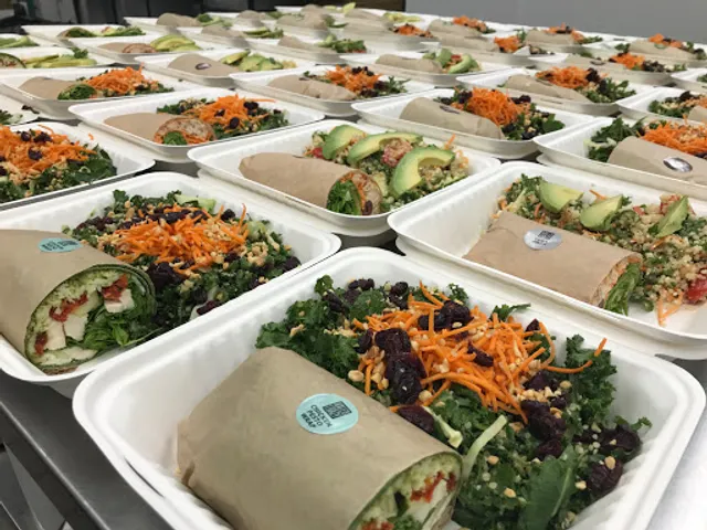 Kale Me Crazy Cumberland | Health Food Restaurant