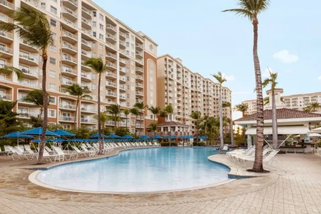 Marriott's Aruba Surf Club