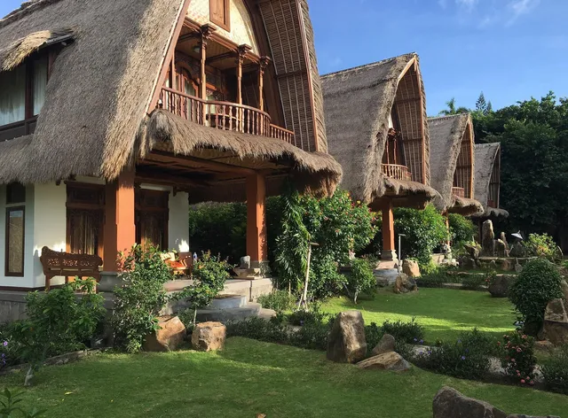 Kawi Karma Beach Cottages & Restaurant